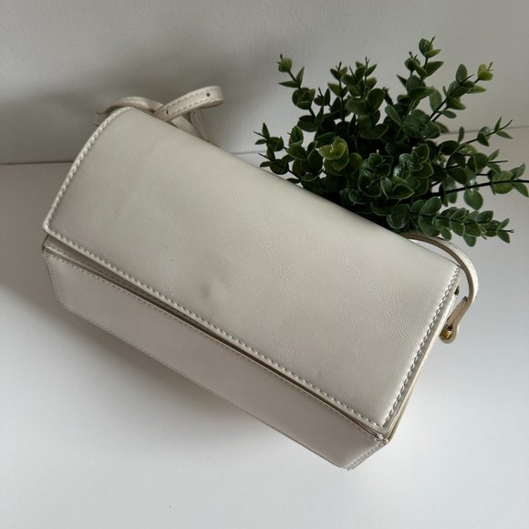 Mango - Vegan Leather Crossbody Bag - Picture 5 of 10